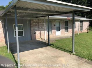 1395 S Gustan St, Sour Lake, TX 77659