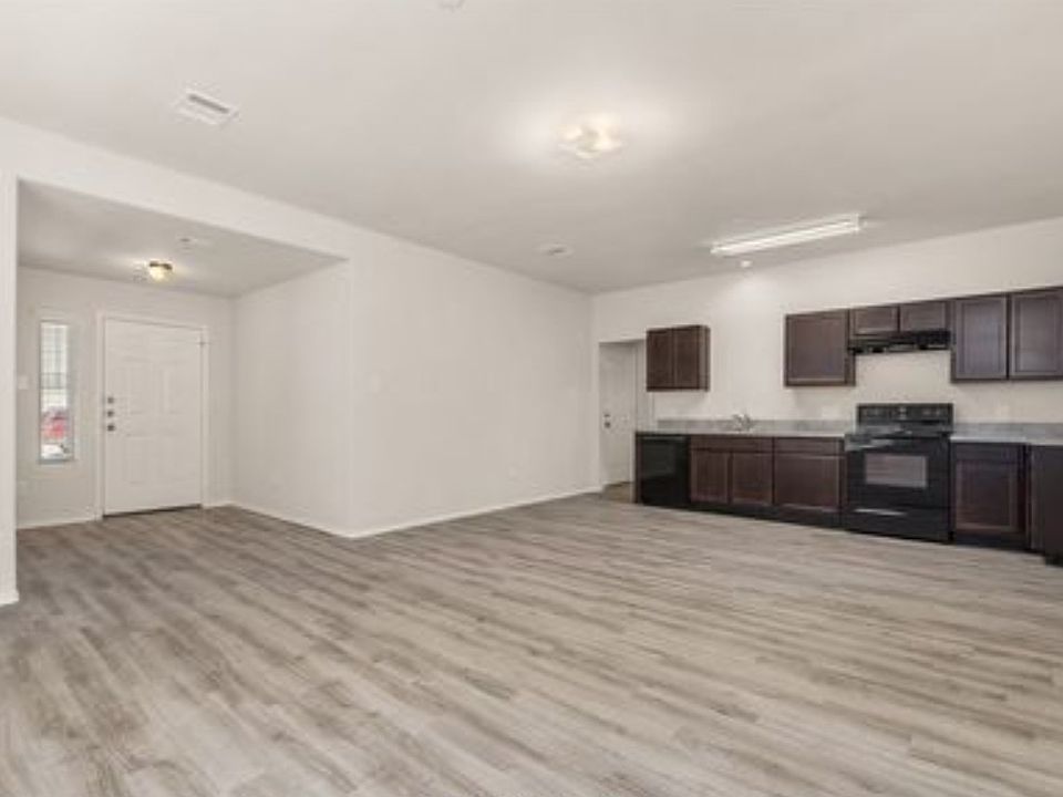 1st image of 2128 Mossy Creek Ct