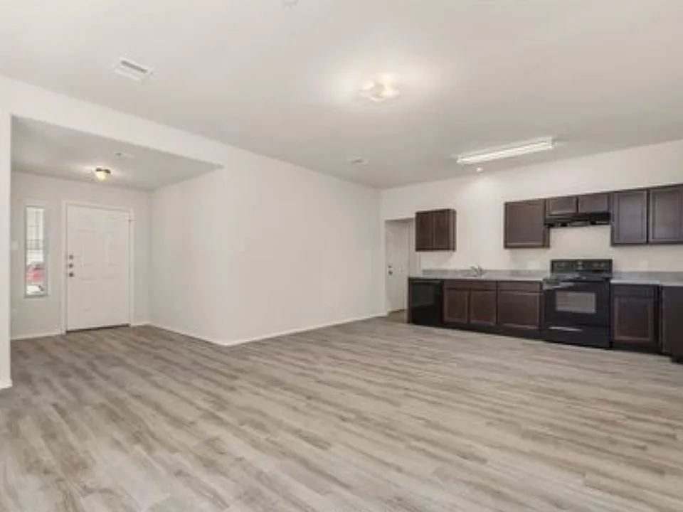 2128 Mossy Creek Ct
