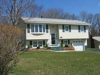 1st image of 17 Lorelei Dr