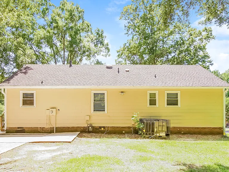 6725 Barrington Dr — Photo 15