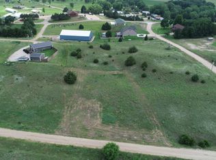 82815 E Calamus Dr, Burwell, NE 68823