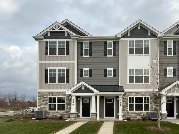 344 Basin Court St, Saint Charles, IL 60174