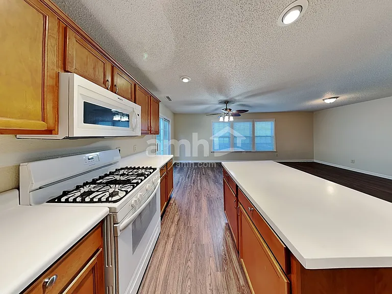 5631 Hammermill Dr — Photo 4