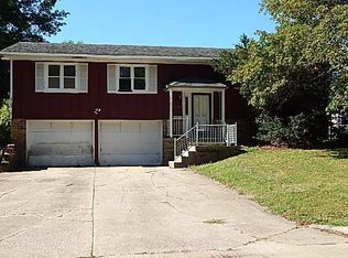 2409 Lucinda St, Perry, IA 50220