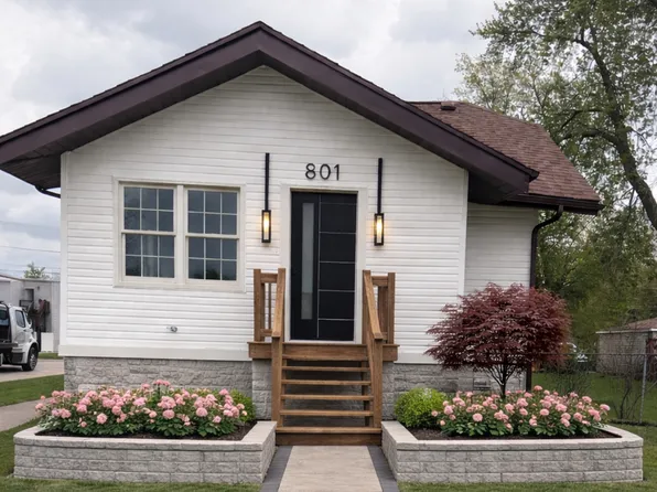 801 S 13th Ave, Maywood, IL 60153
