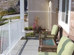 15626 Nahin Ln, Santa Clarita, CA 91387