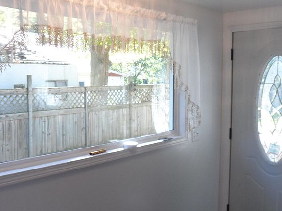 3rd image of 506 E Grove St