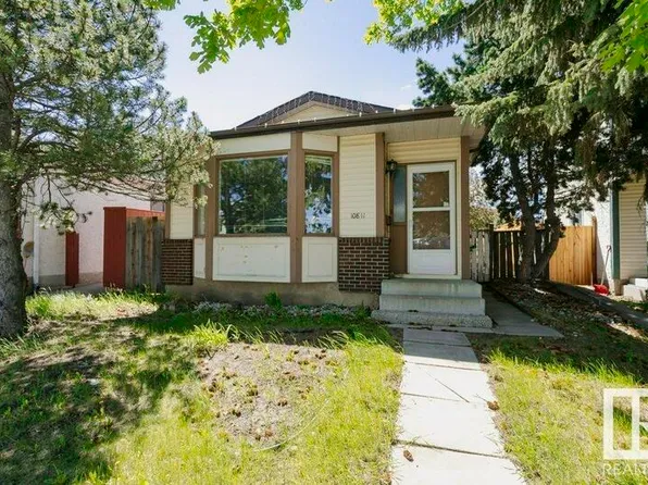 10811 20th Ave NW, Edmonton, AB T6J 5W5