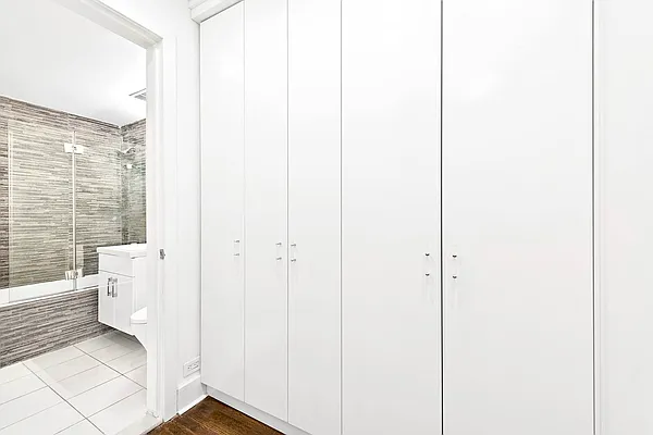 Sold by Compass | media 6