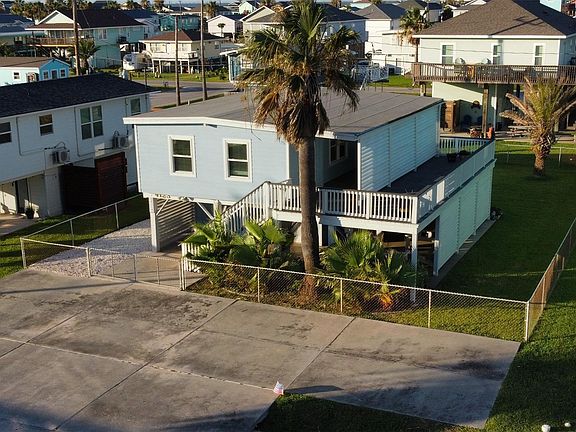3rd image of 4123 Liberty Dr