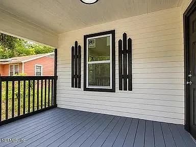 1224 Kennard St — Photo 2