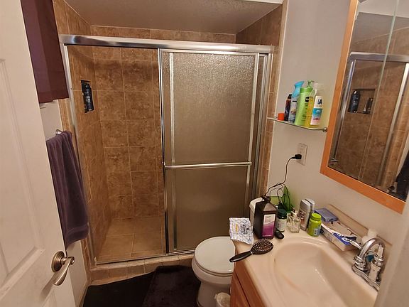 5th image of 1725 W Potter Dr