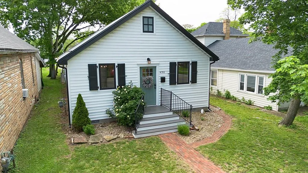 498 Church St photo 1