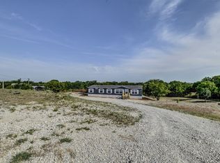 276 Coyote Trl, Rhome, TX 76078