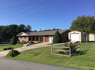 10541 Darkroom Rd, Wise, VA 24293