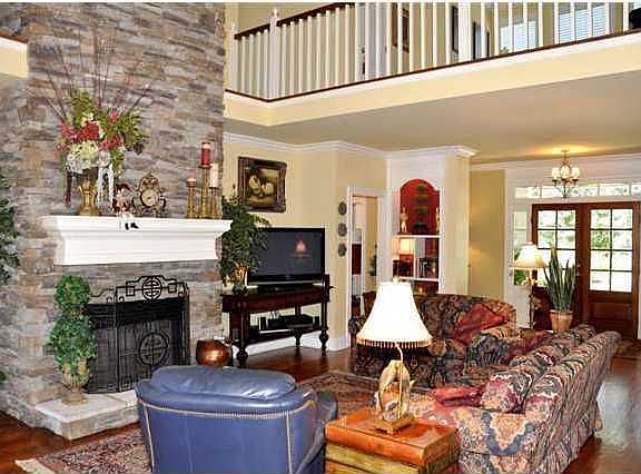 5th image of 74 Oak Harbour Trl