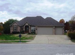 5273 S Clay Ave, Springfield, MO 65810