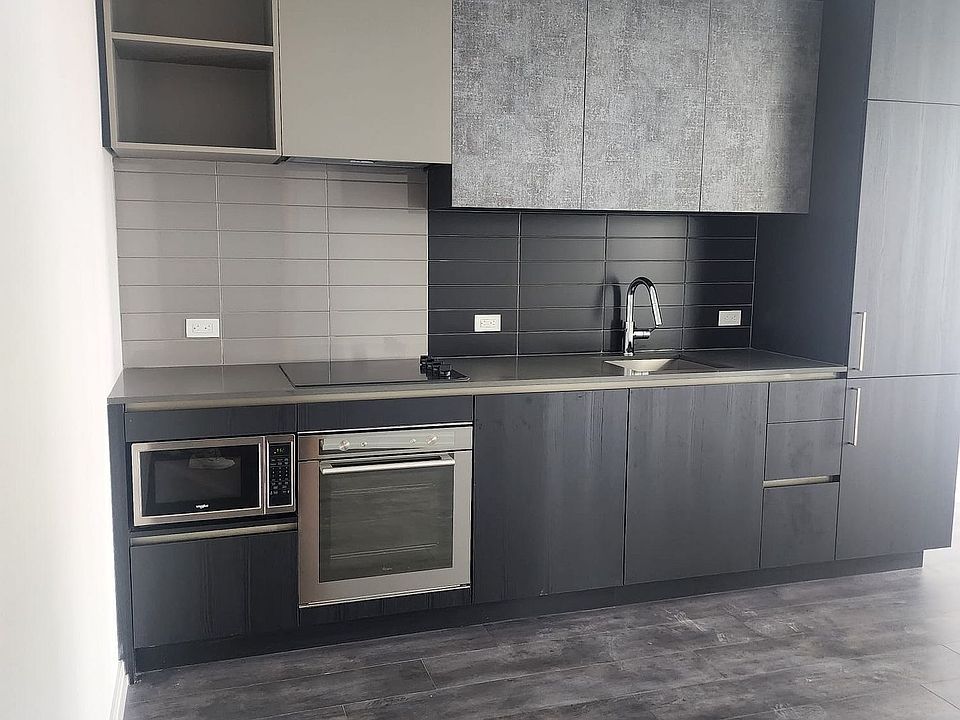 2nd image of 7890 Jane St #2011