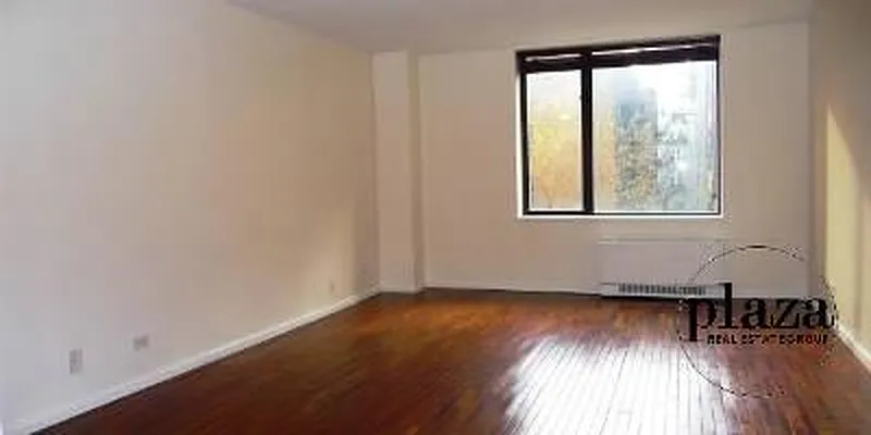 Rented by Plaza Real Estate Group | media 53