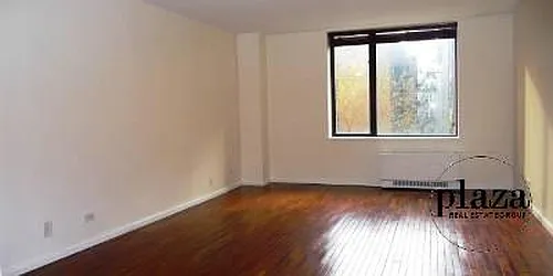 Rented by Plaza Real Estate Group