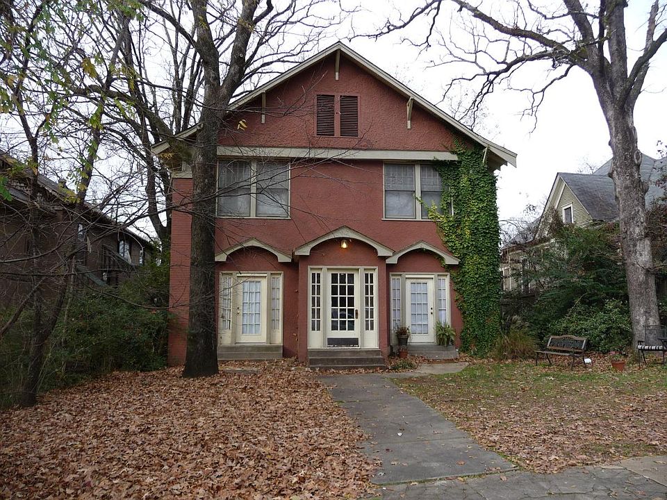 1st image of 610 N Pine St APT 4