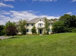 19 Mount Holly Dr, Rye, NY 10580