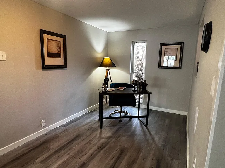 1780 Suffolk Dr — Photo 15