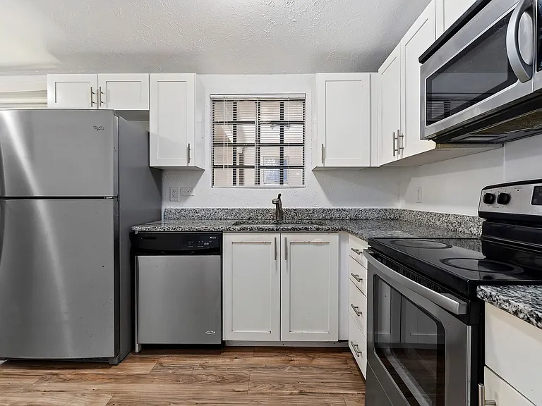 443 N Dorothea Way — Photo 13