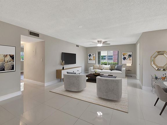 4th image of 2860 NE 14th St Causeway #109D