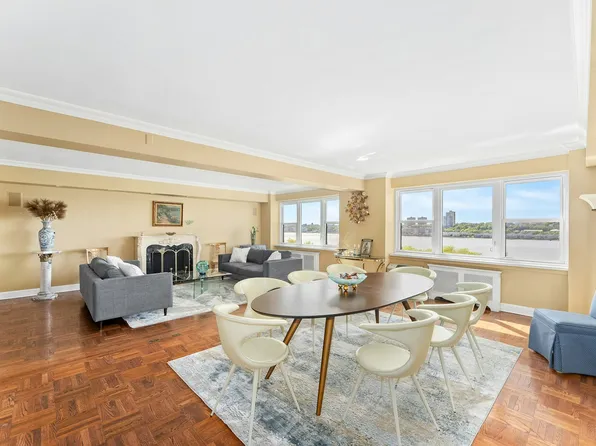 11 Riverside Drive 8EW image 1 of 18