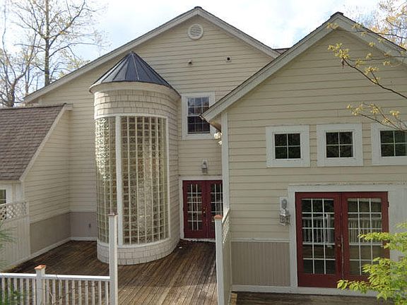 4th image of 177 Meadows Dr
