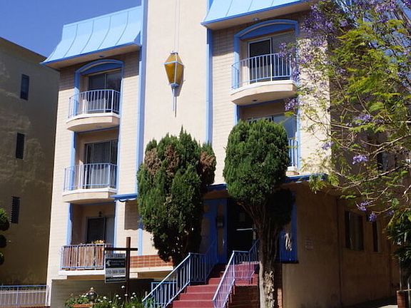 2nd image of 1418 S Bentley Ave APT 204