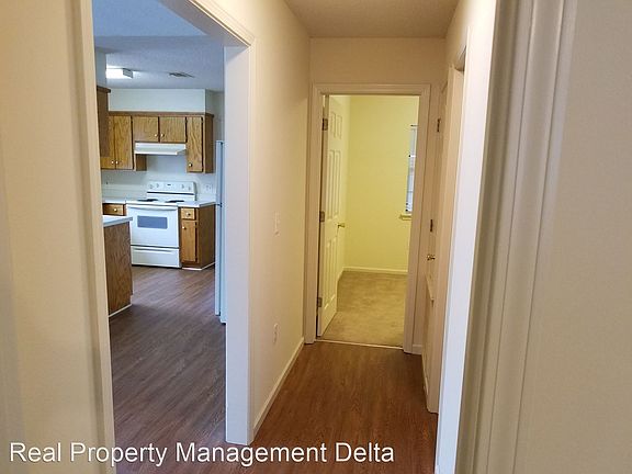 5th image of 609 N Park St APT A