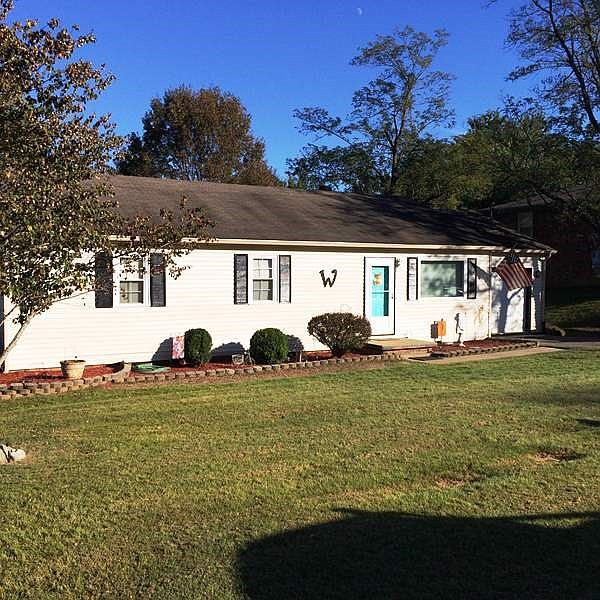 1st image of 842 Arrowhead Dr