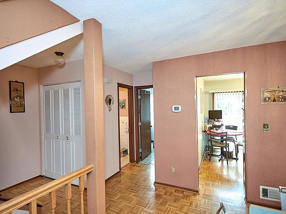 5th image of 7407 W Franklin Ave