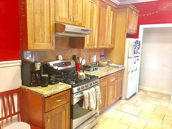 2nd image of 4112A 17th St
