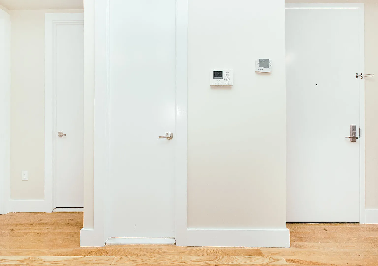 623 Park Place — Photo 2