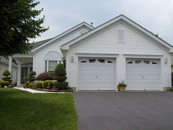 1st image of 7 Amberlands Ct