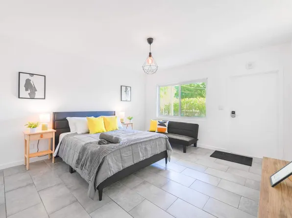 515 NE 82nd St, Miami, FL