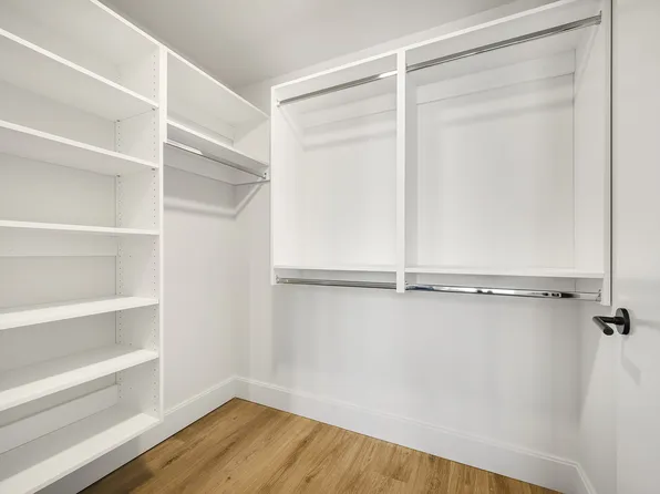 65 Dupont Street image 3 of 30