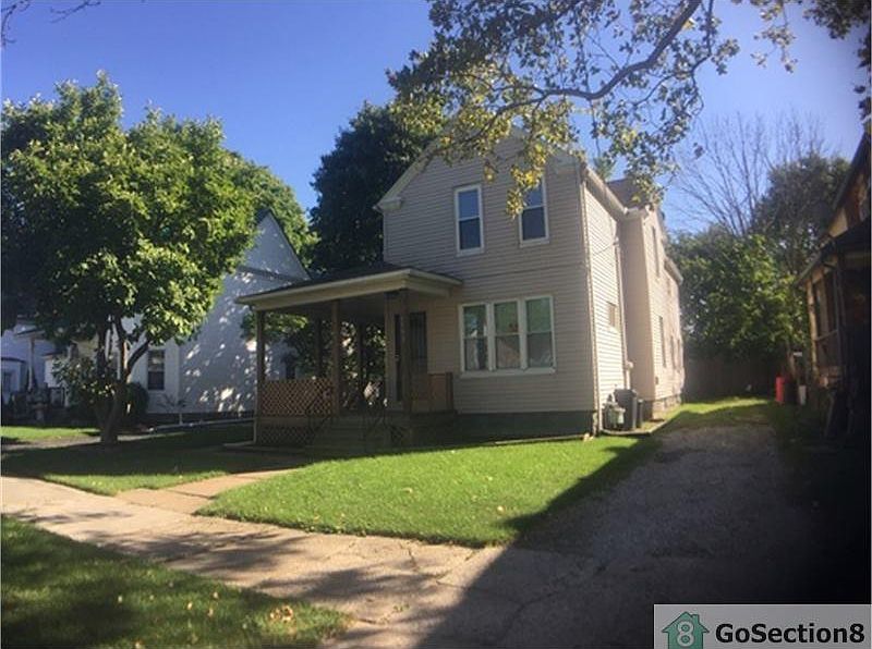 1st image of 1103 W 9th St