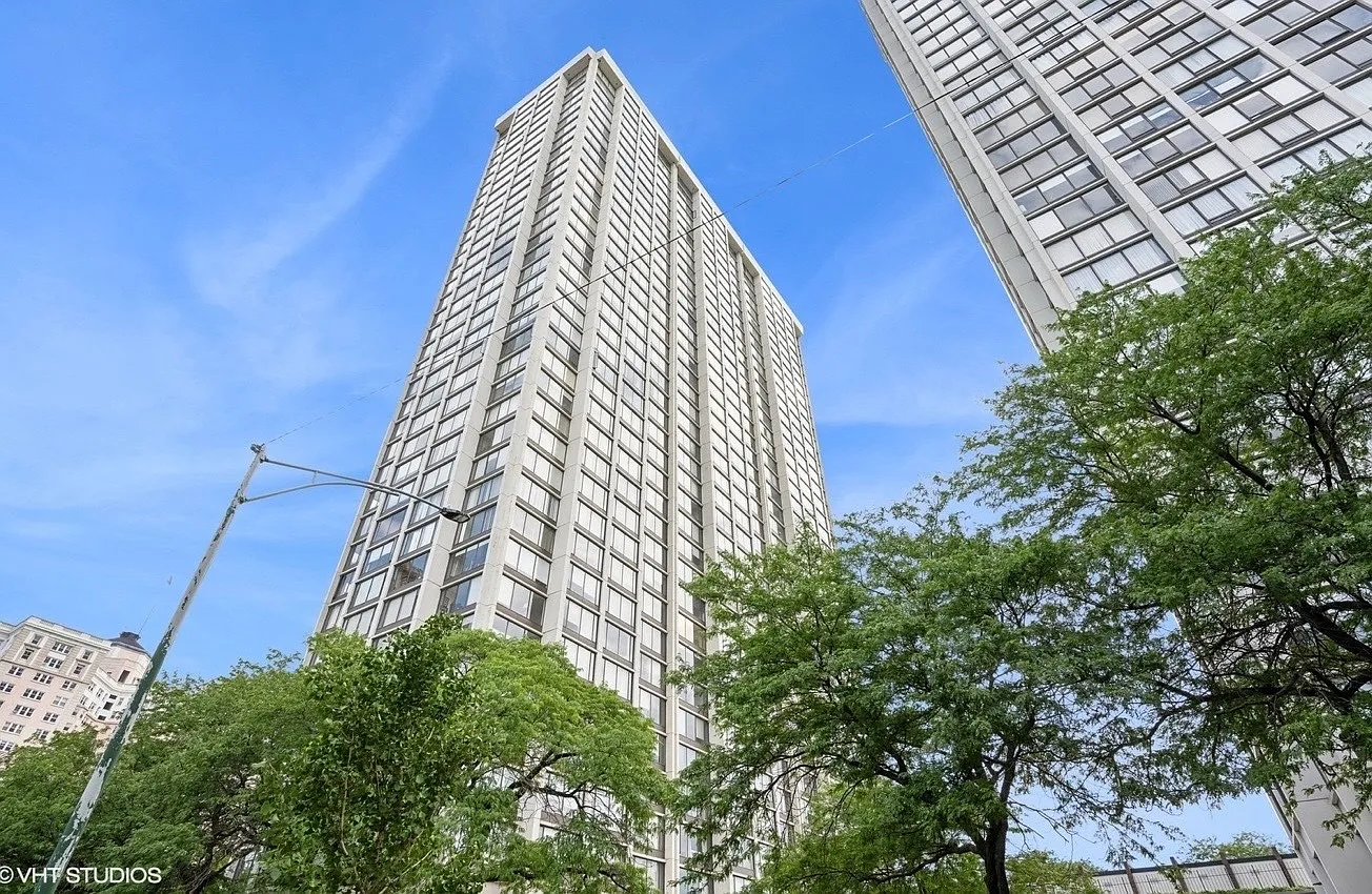 5455 N Sheridan Rd APT 2904 photo 1