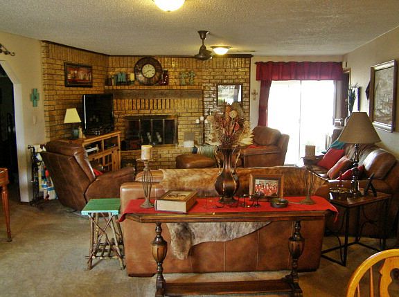 5th image of 210 Skelly Ln