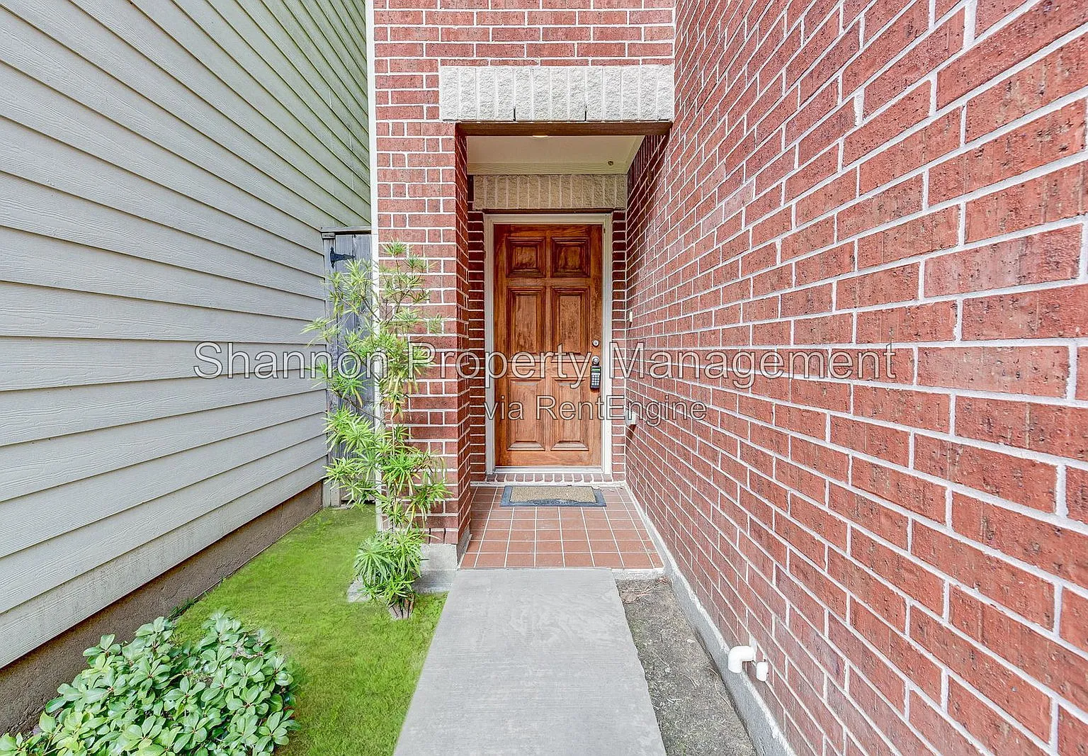 3 bed, 2.5 bath, 1797 sqft, $2,500 — Photo 3