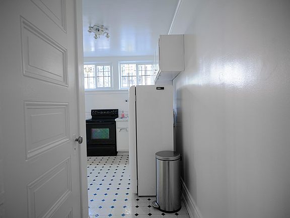 4th image of 615 Boren Ave APT 1