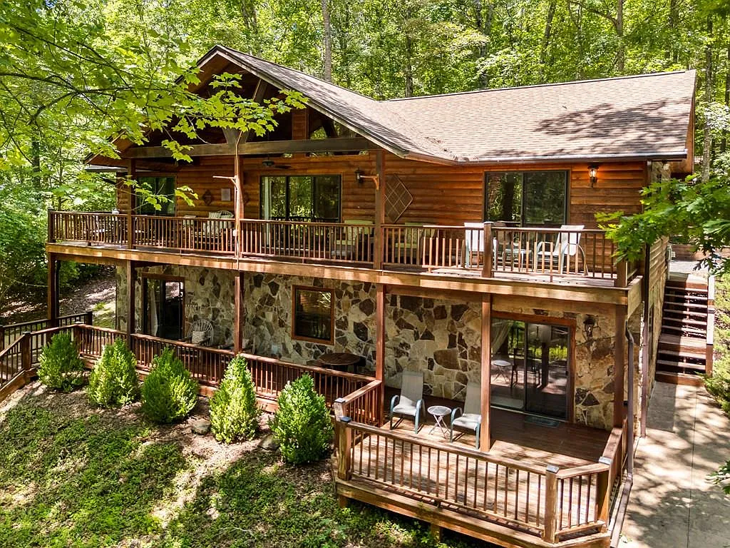 127 Lazy Creek Ln, Murphy NC