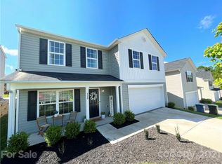 220 19th Ave SE, Hickory, NC 28602