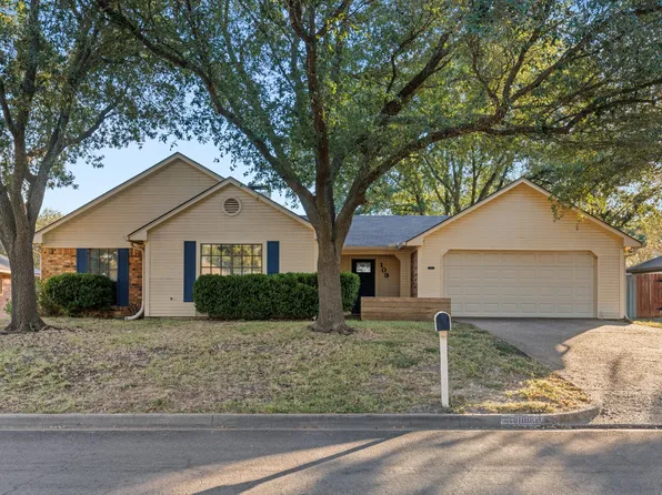 109 Flintrock Rd, Hewitt, TX 76643