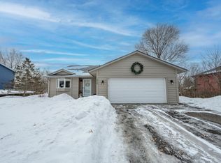 210 Meadow Dr, Loretto, MN 55357